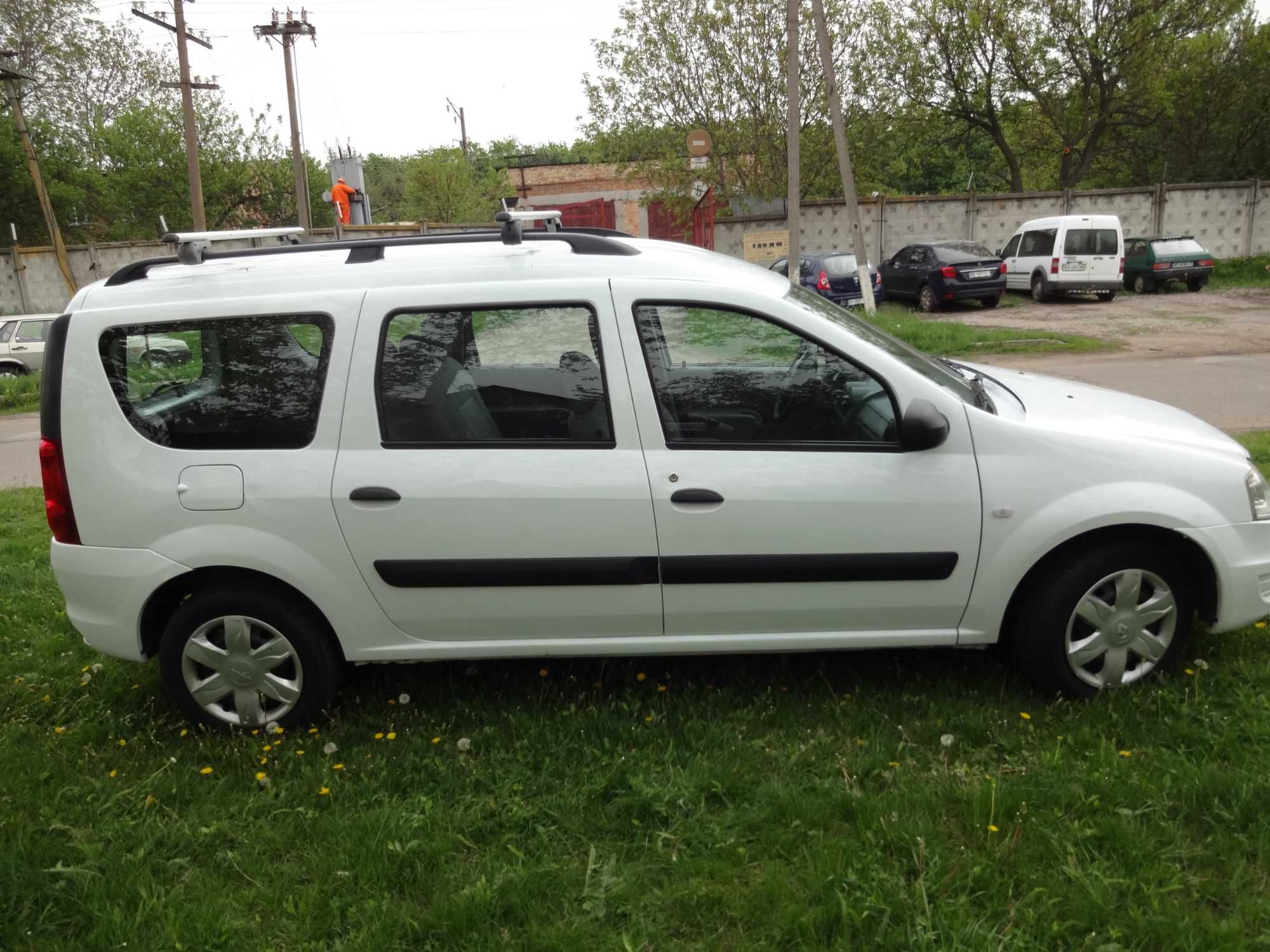 Dacia Logan MCV - 2010 року.