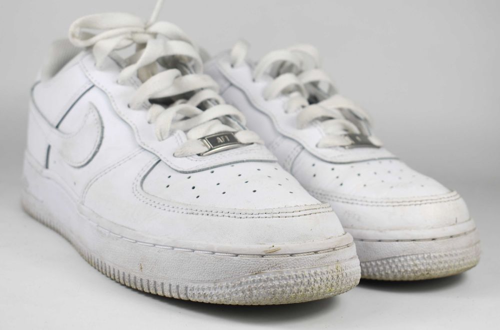 Używane Nike Air Force 1 LE FV5951 roz. 38