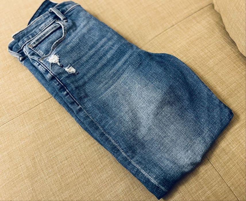 Женские джинсы Abercrombie&Fitch 27р