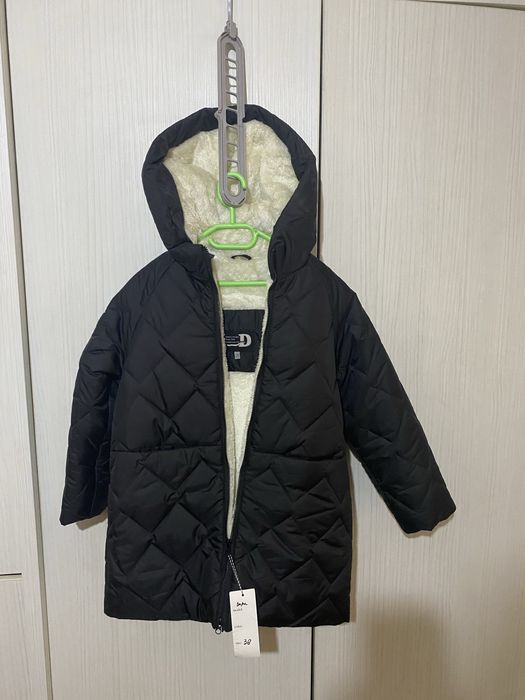 Зимове пальто для дівчинки