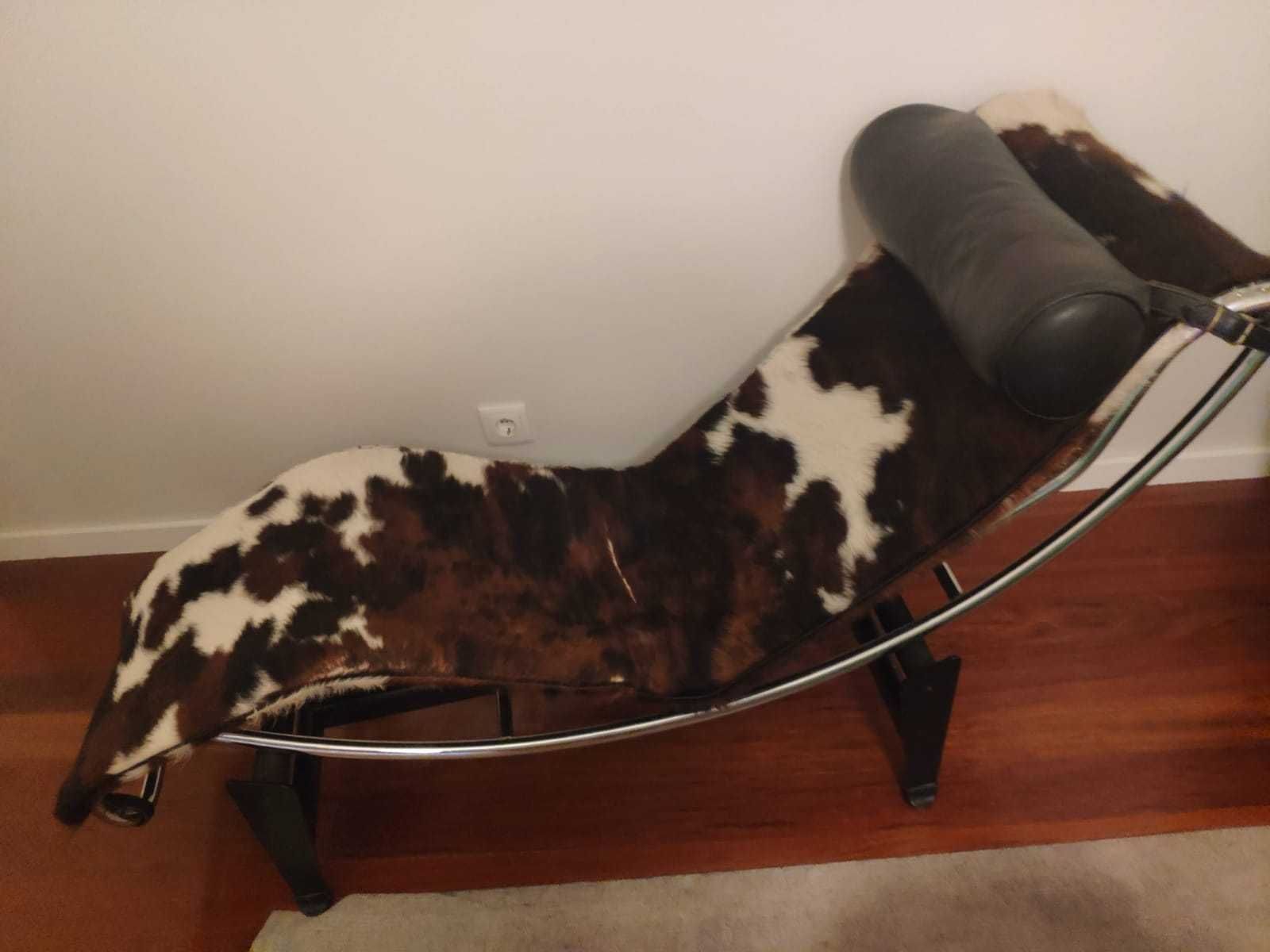 Chaise Lounge/ Poltrona longa