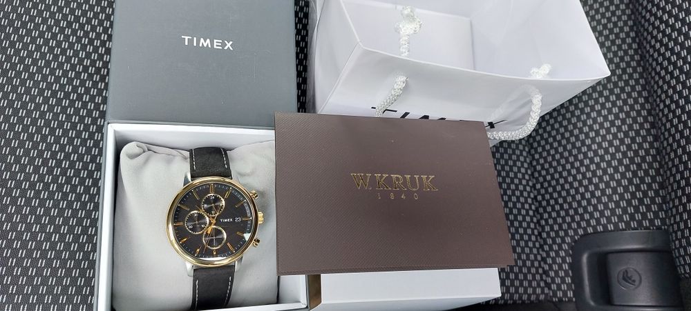 Męski zegarek klasyczny Timex chronograf TW2U39100