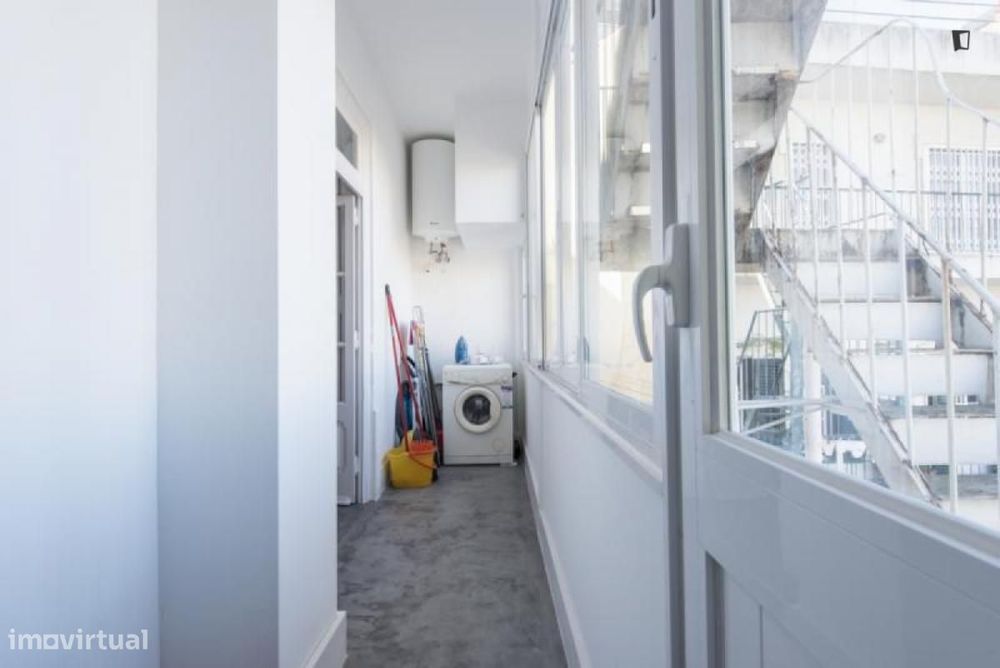 Apartamento com 3 quartos - localizado em Penha de França Lisbon
