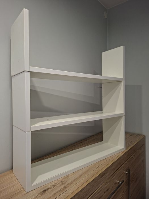 Półki na ścianę wiszące