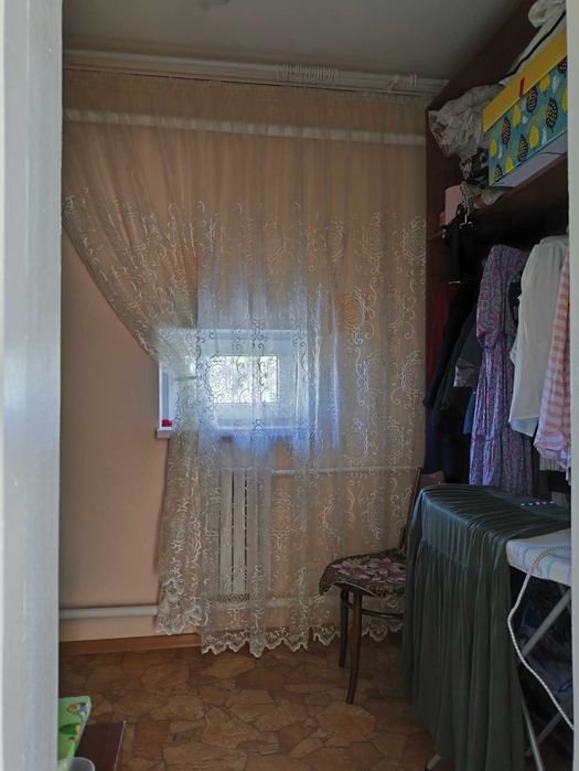 село Дачное, добротный дом 2 эт, 10 сот.  Рядом Нерубайское.