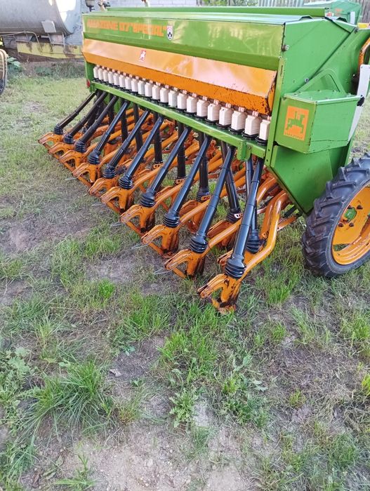 Sprzedam siewnik amazone d7