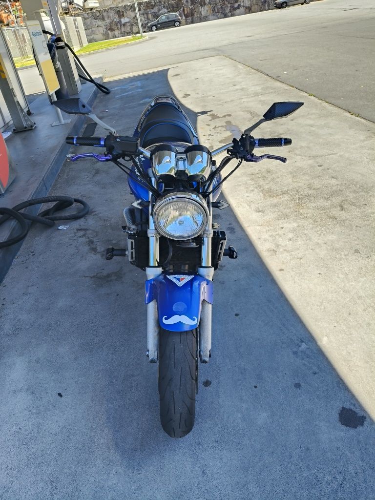 Honda hornet 600