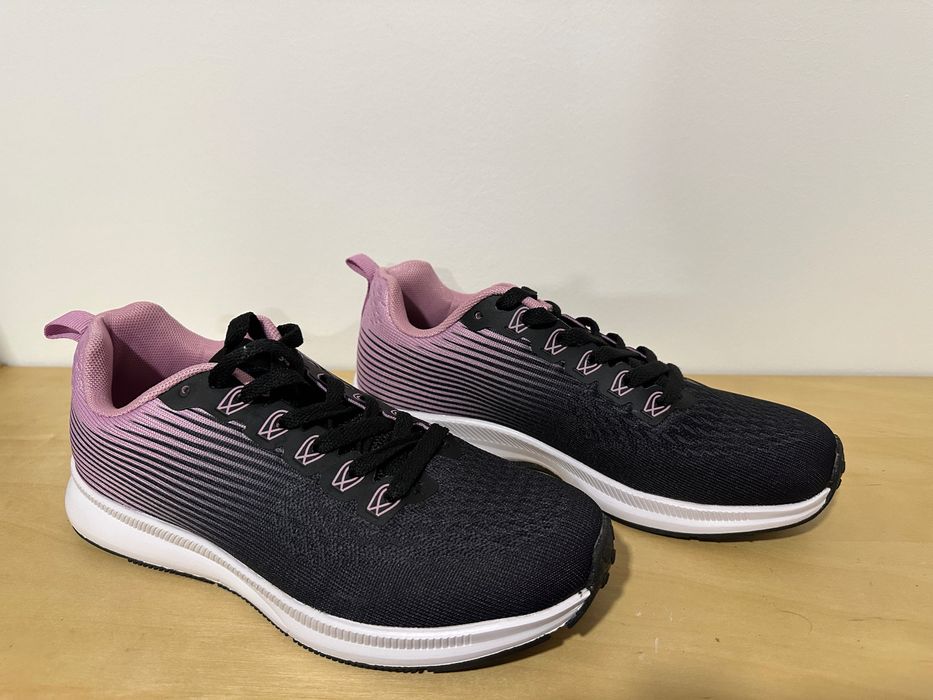 Sapatilhas Preto / Lilás Novas 39