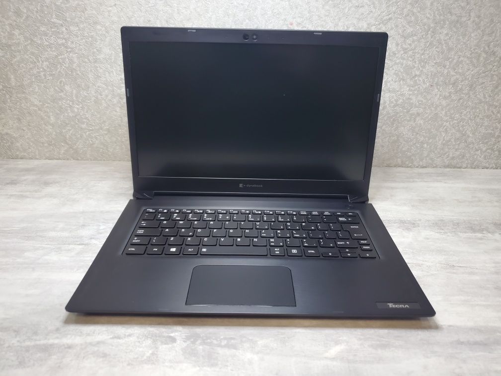 Ноутбук Toshiba dynabook на 10му поколінні Intel