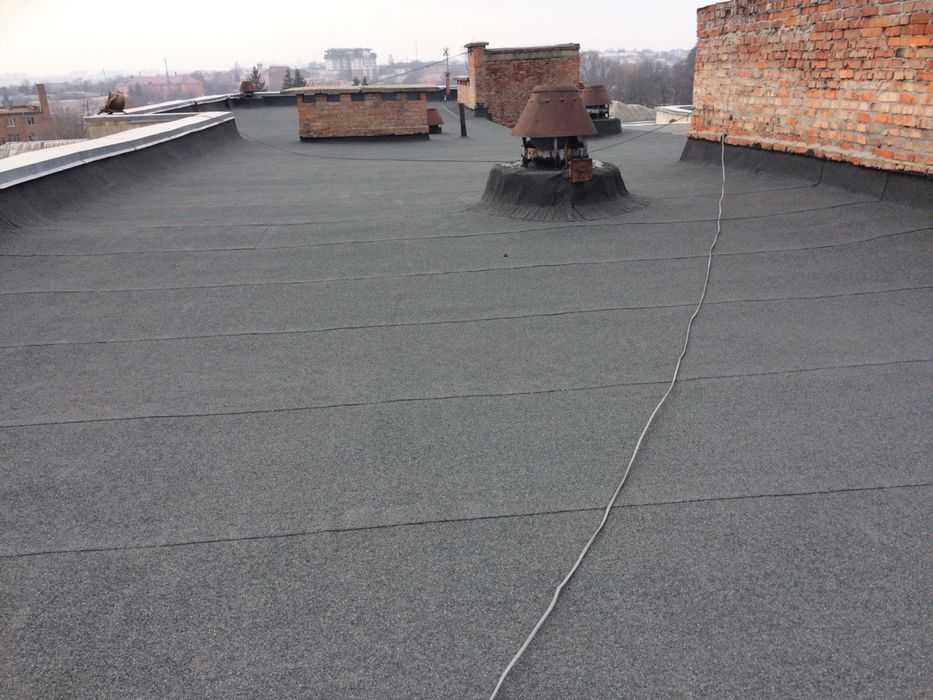 Покрівельні роботи-єврорубіроід