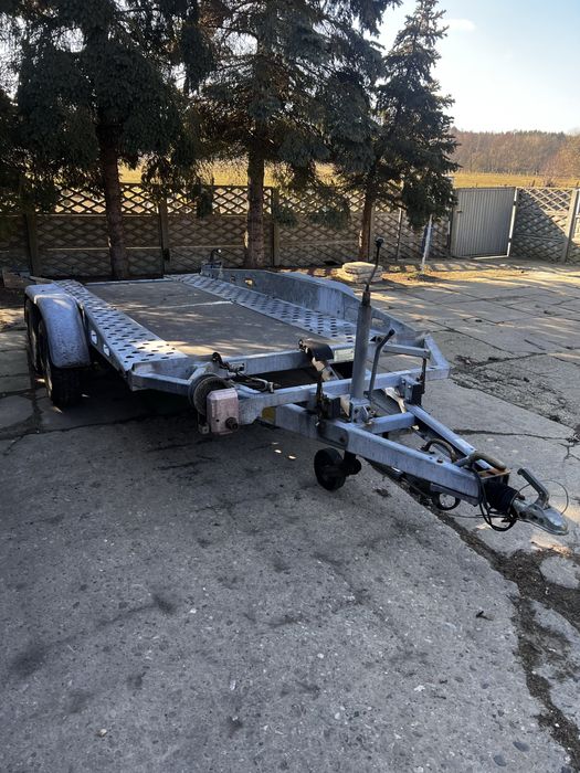 Wynajem Laweta 2500 kg DMC