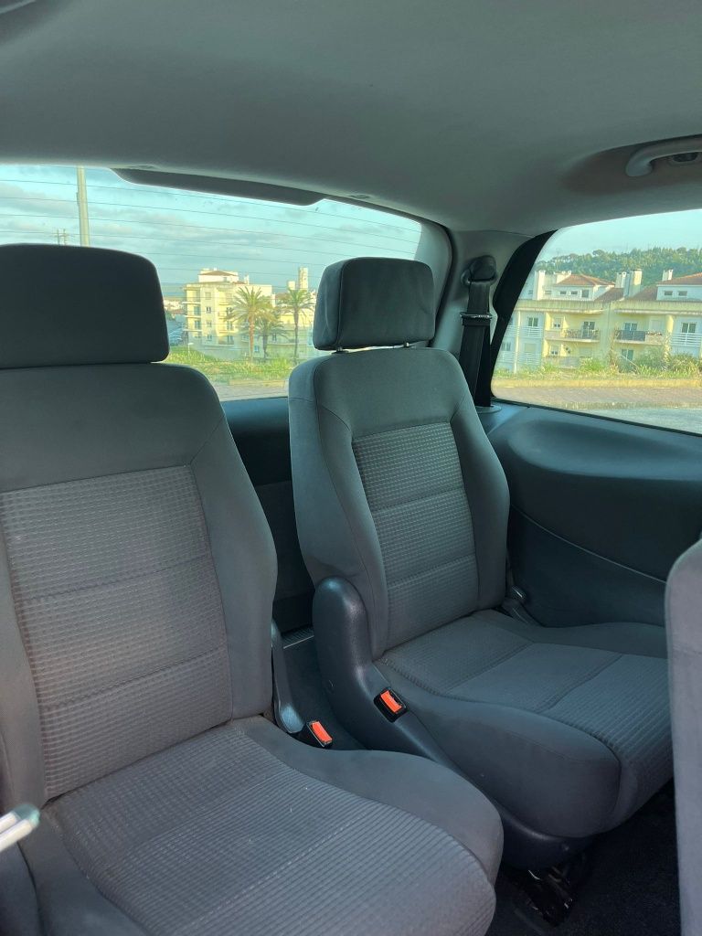 VW Sharan 1.9TDI 115CV 7 lugares