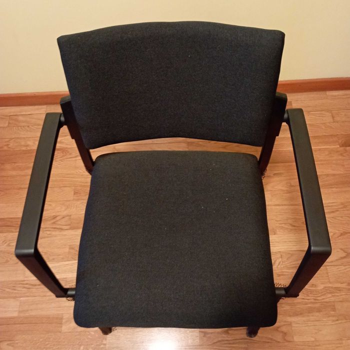 Cadeira com braços para casa ou escritório