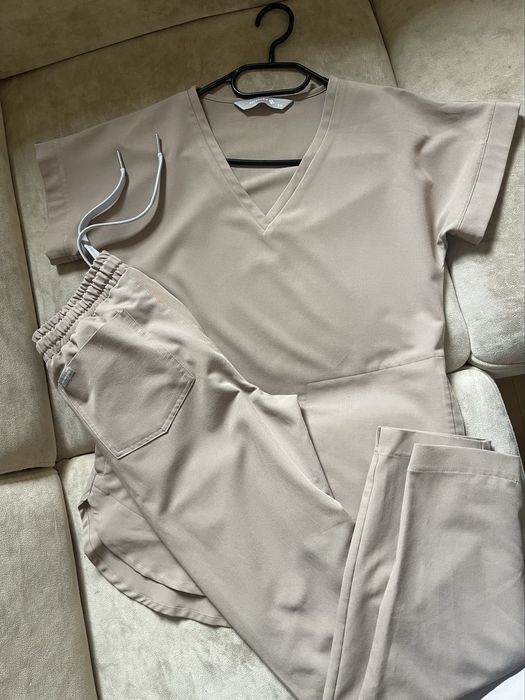 Scrubs medyczny rozmiar XS