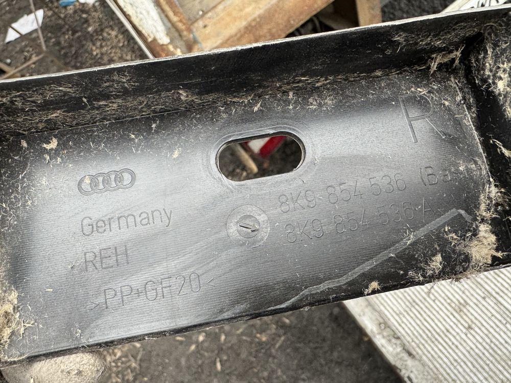 AUDI A4 B8 ALLROAD LISTWA PROGOWA PRAWA listwa pod próg prawy pastik