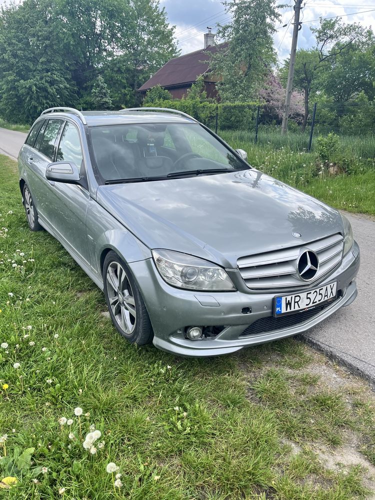 Mercedes-benz 320 CDI 4-MATIC pakiet AMG AVANGARDE okazja c-klasa W204