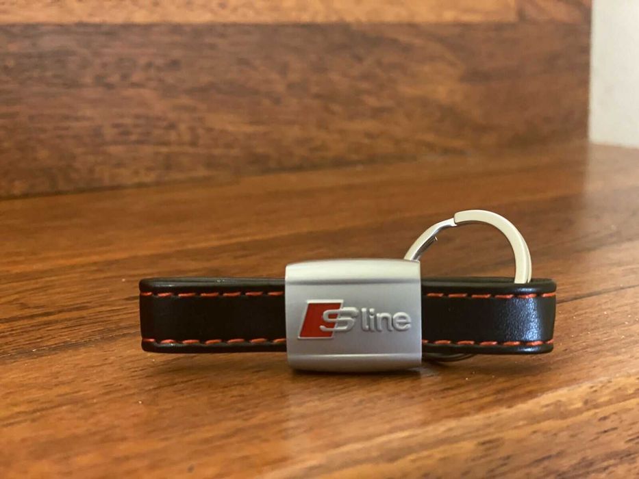 Nowy brelok do kluczy logo SLINE S Line