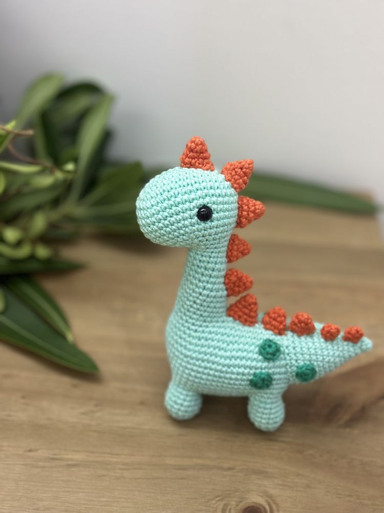 Dinossauro amigurumi