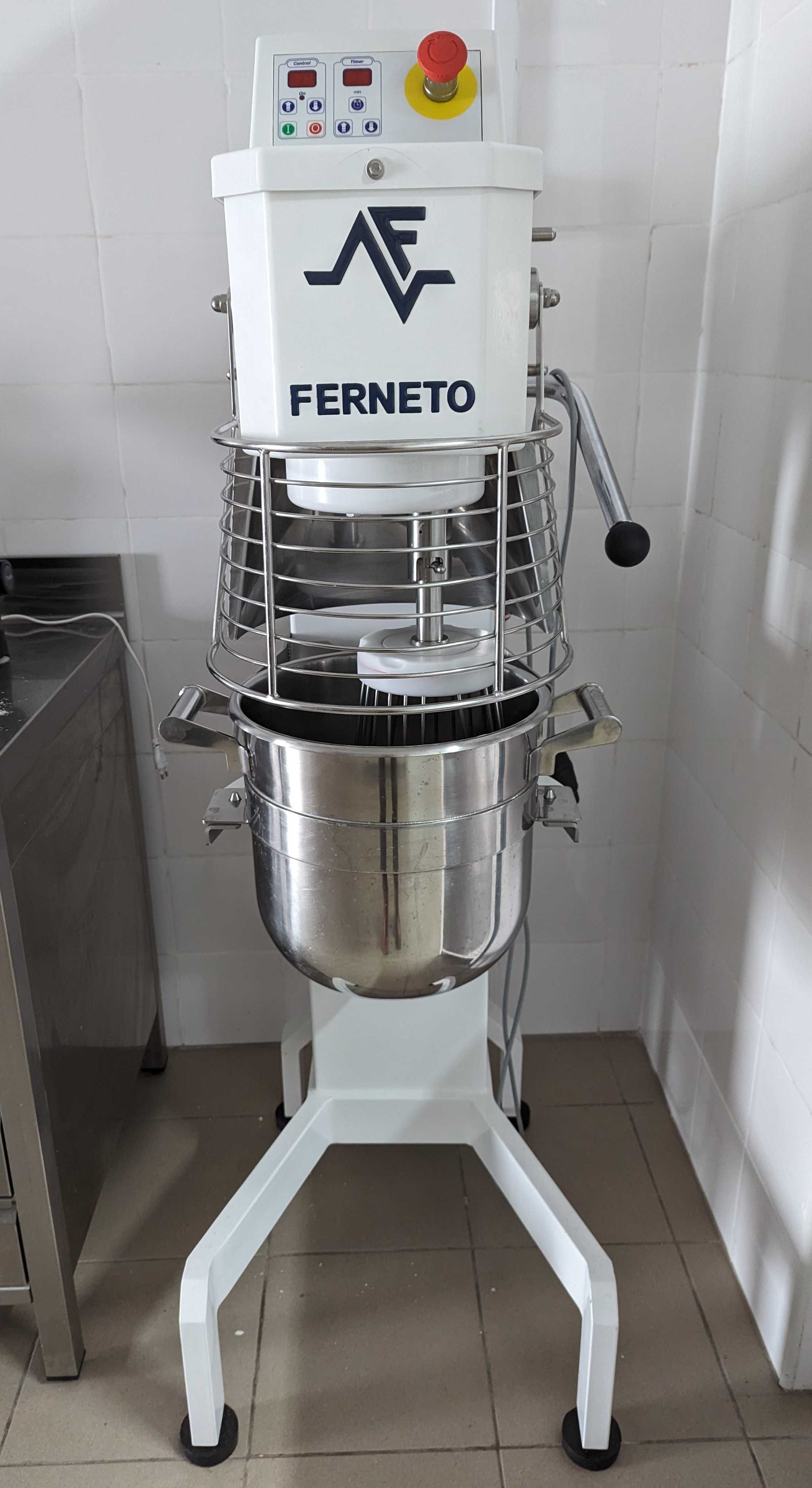 Batedeira Ferneto Alta 20L (Semi-nova com pouco uso)