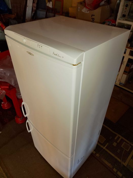 Lodówka Amica wys.145 cm sprawna