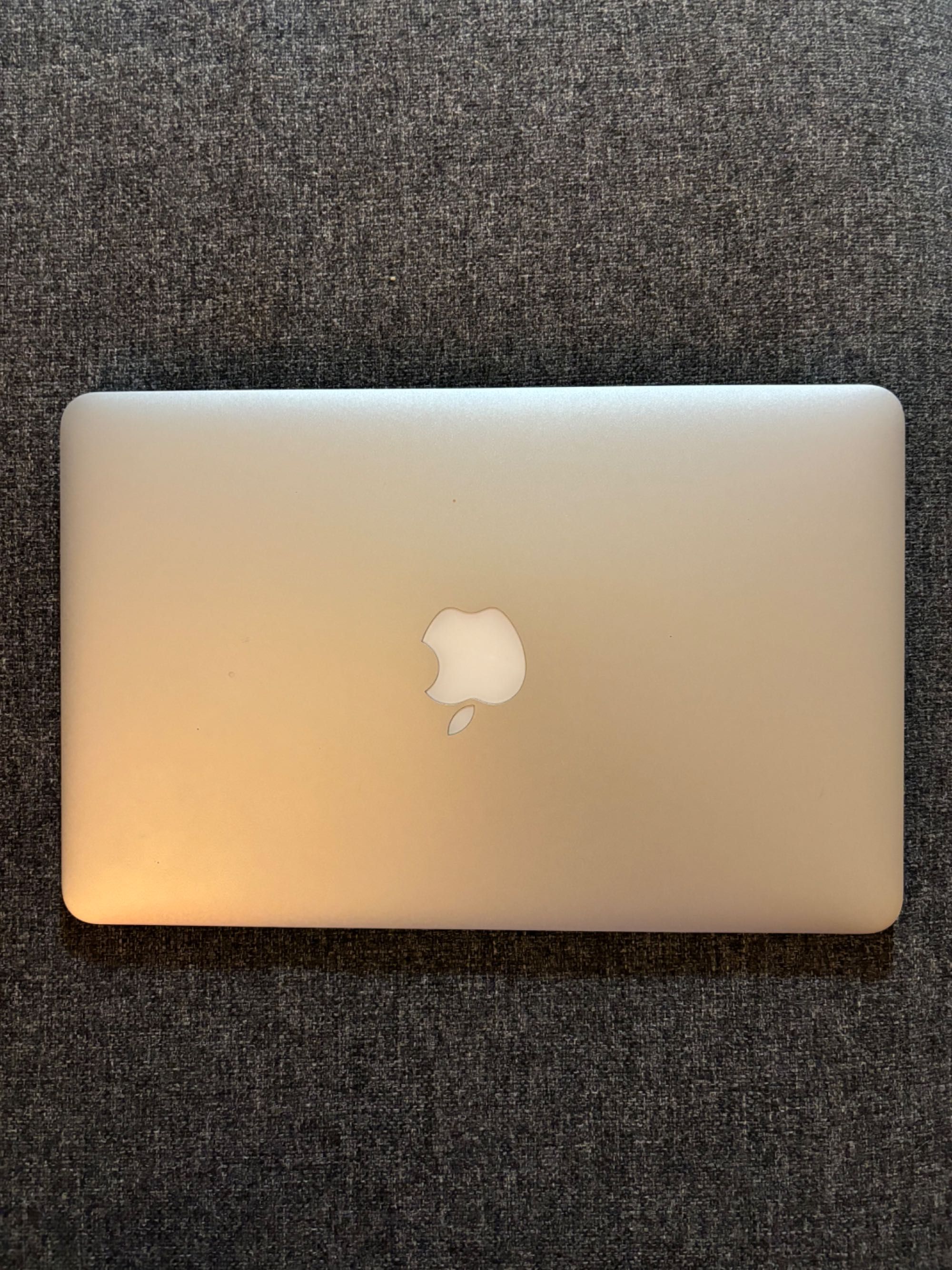 MacBook Air 11’ 2014