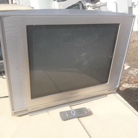 телевизор Тошиба с плоским экраном в идеале