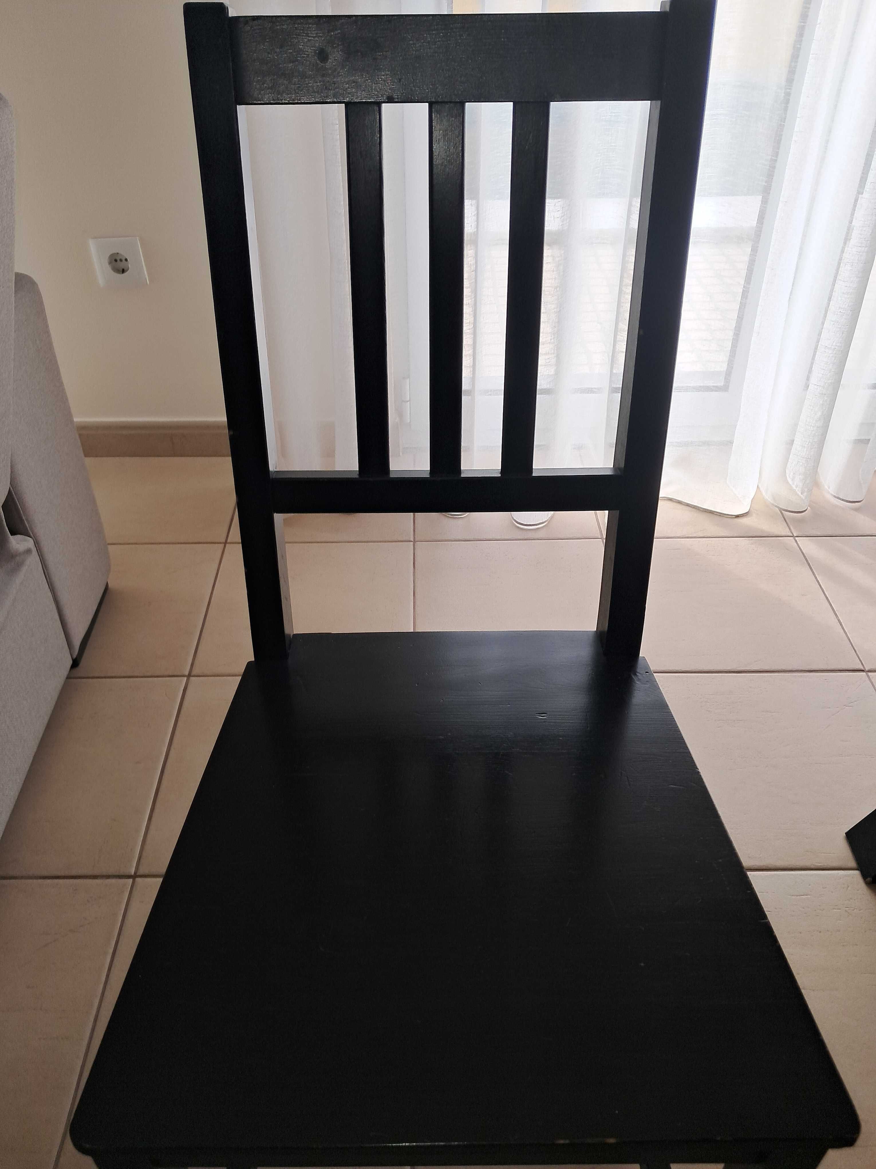 Conjunto mesa extensível + 4 cadeiras Ikea