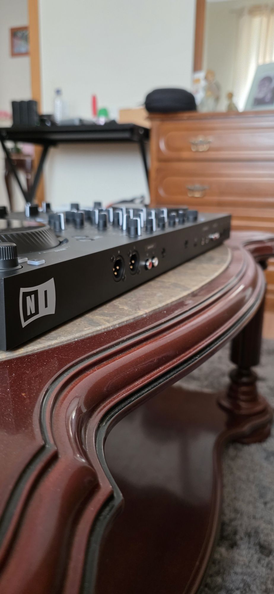 Controladora Traktor S3 MK3 NOVA | Shure Beta 58A | + Extras