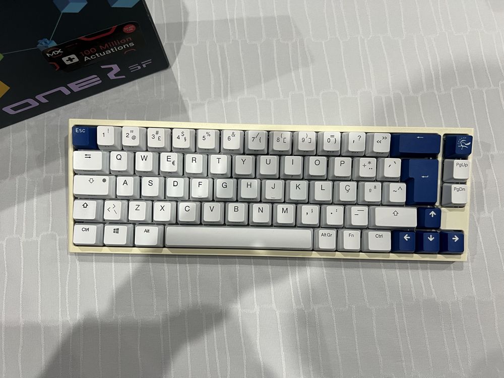 Teclado Ducky One 2 SF