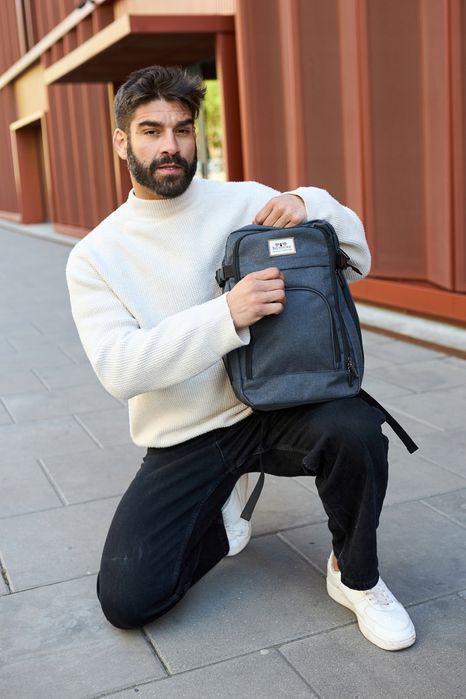 Plecak torba mały bagaż pojemny do samolotu kabinówka lotnicza wakacje