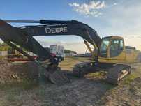 John deere/ Volvo 300G koparka gąsienicowa.