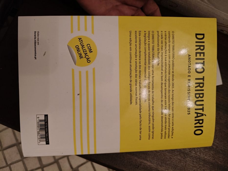 Livro de direito tributário 2025