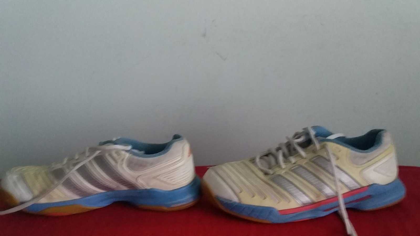 Кросівки,футзалки-FILA-41;Adidas Adipower Stabil 39;New Balance-40,5