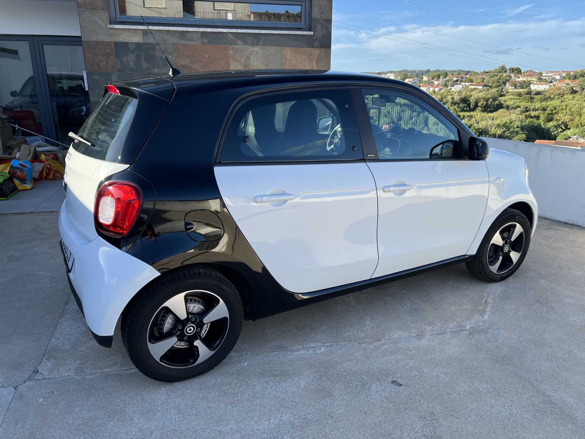 Smart ForFour 2019 Passion– Automático – 40.400 km – Excelente Estado