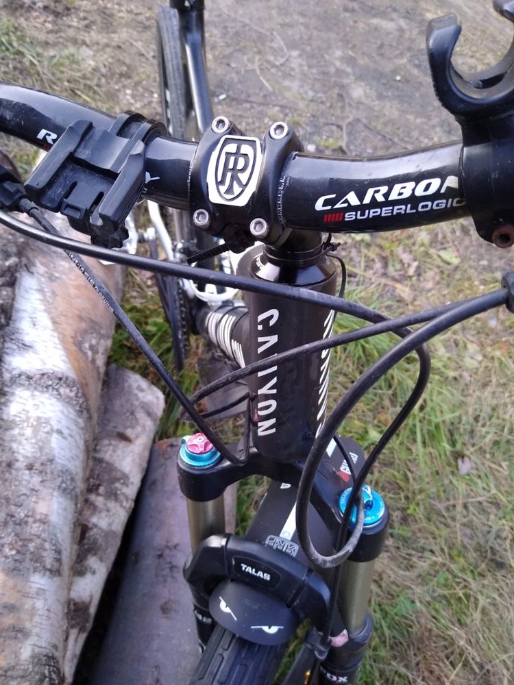 Rower canyon F10 DH carbon full suspension stan super jedyny polecam