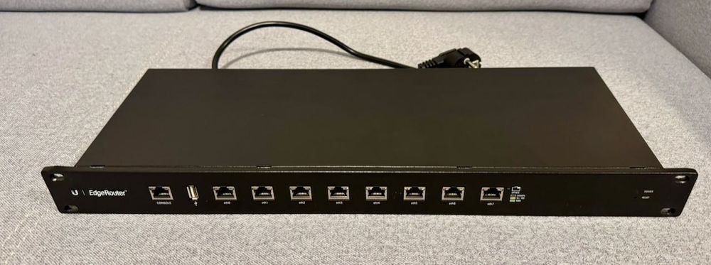 Ubiquiti EdgeRouter ER 8