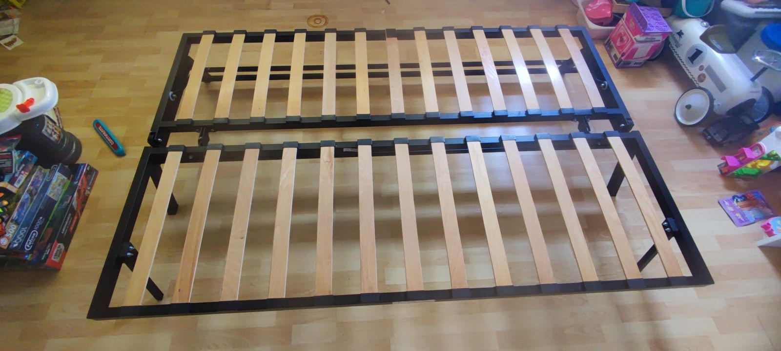 Estrutura de sofá cama IKEA