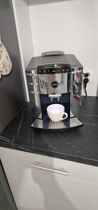 Ekspres JURA F9 chrom super stan...