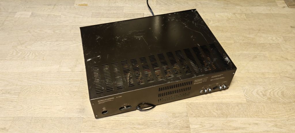 Ресивер Grundig R-7150/4Ω