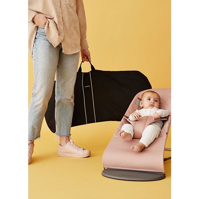 Babybjorn: Espreguiçadeira + brinquedo + saco de transporte