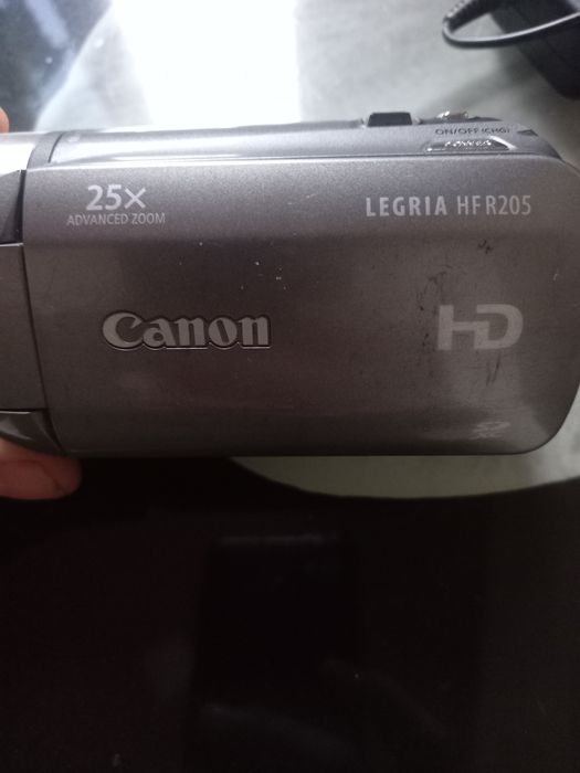 Цифрова видеокамера Canon