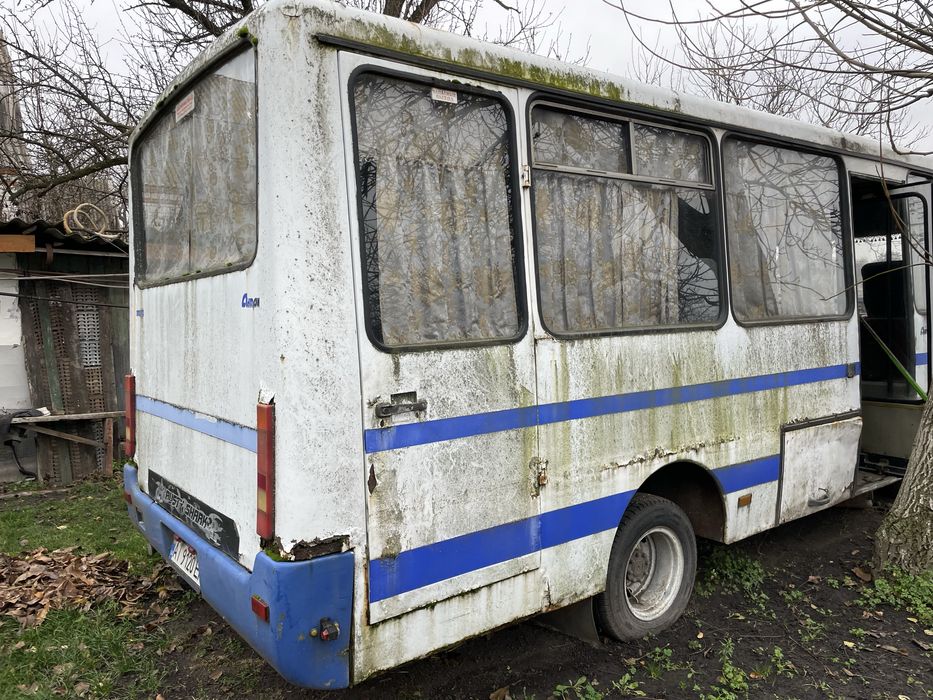 Автобус на ходу з документами