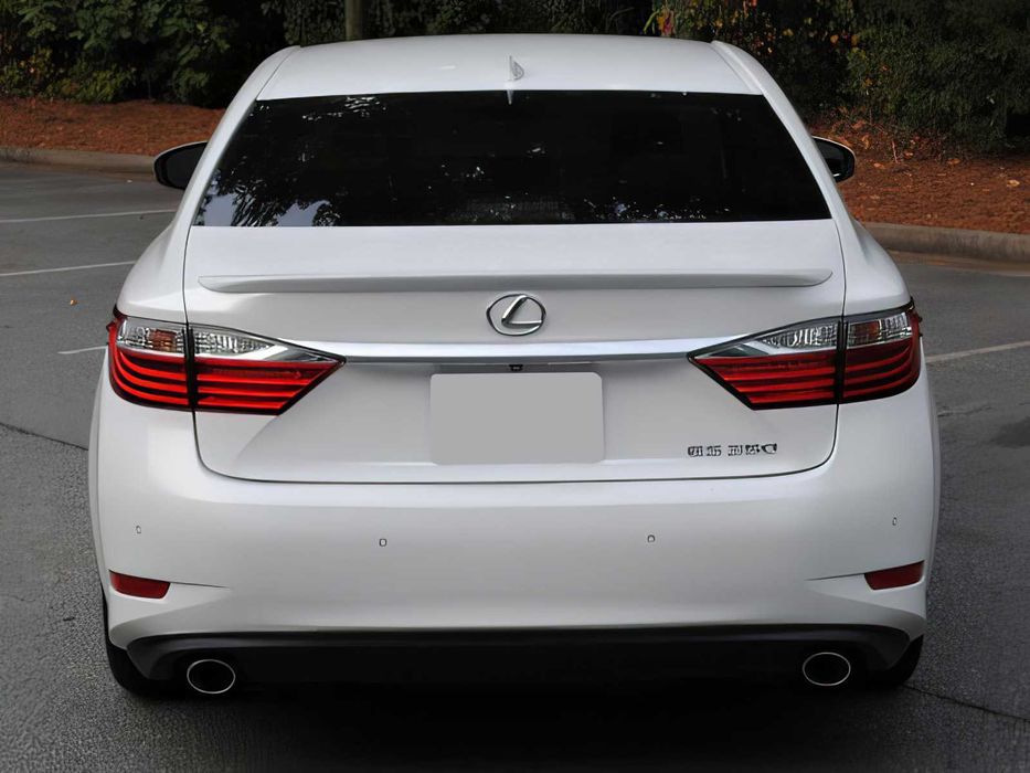 Lexus ES 350      2015