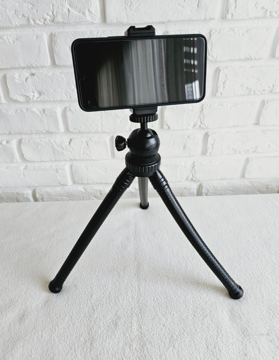 Statyw elastyczny giętki octopus telefon aparat GoPro gwint 1/4 +pilot