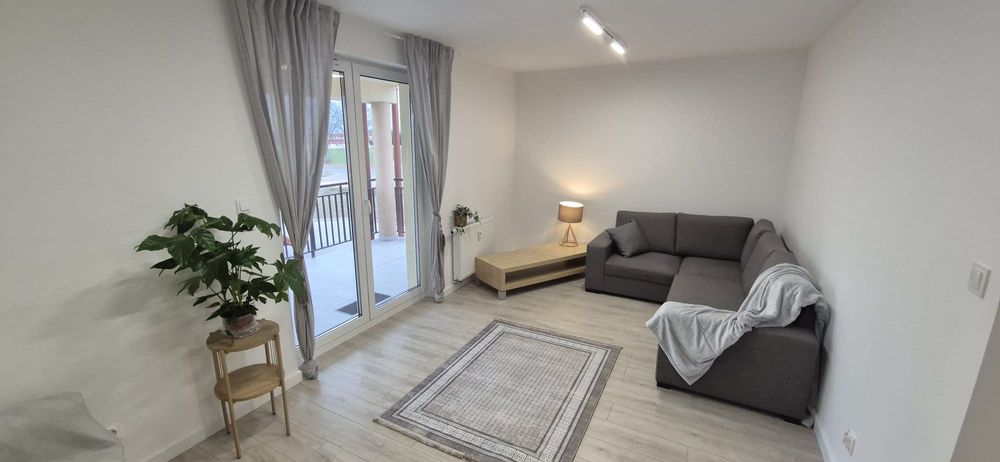 Nowe, wysoki standard, osobna kuchnia, 48m2, b. duży taras