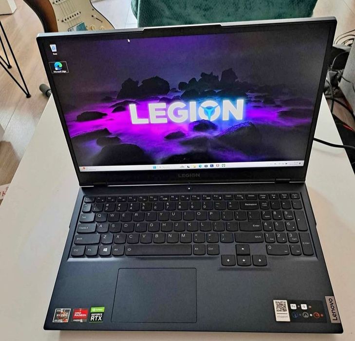 Laptop Lenovo Legion 5/AMD RYZEN 7 5800H 3 GHz/16 GB RAM/1 TB SSD/Torb