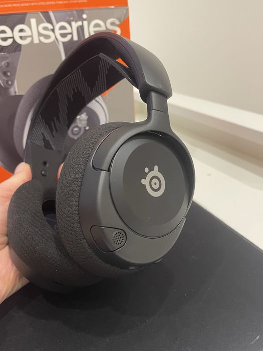 SteelSeries Arctis Nova 1 Black