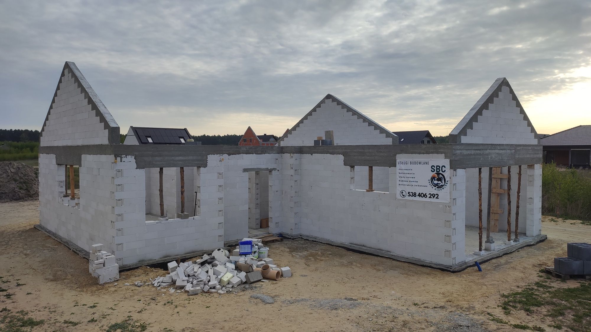 Usługi Budowlane- Murowanie, Konstrukcje Żelbetowe, Budowa Domu