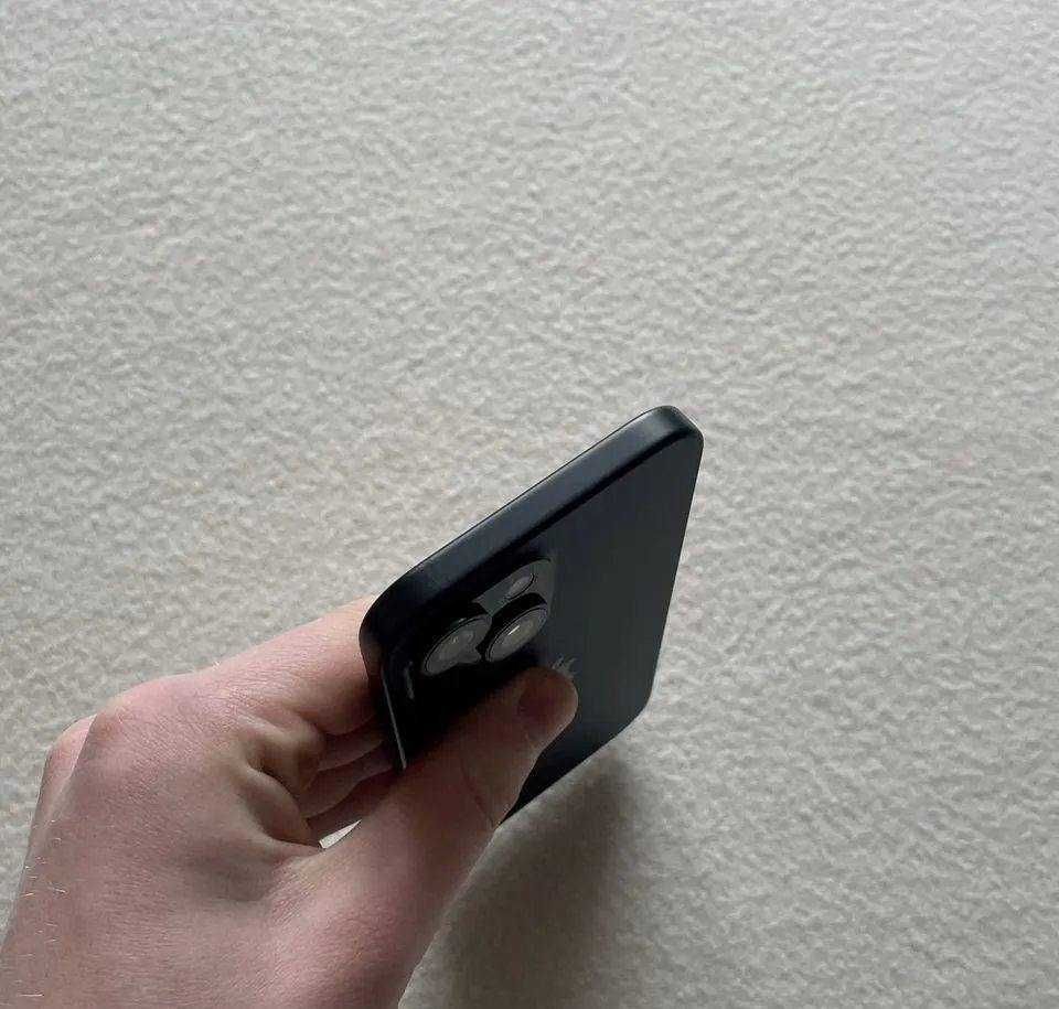 iPhone 15, 128 ГБ