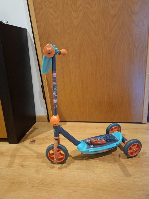 Trotinete Cars Faísca